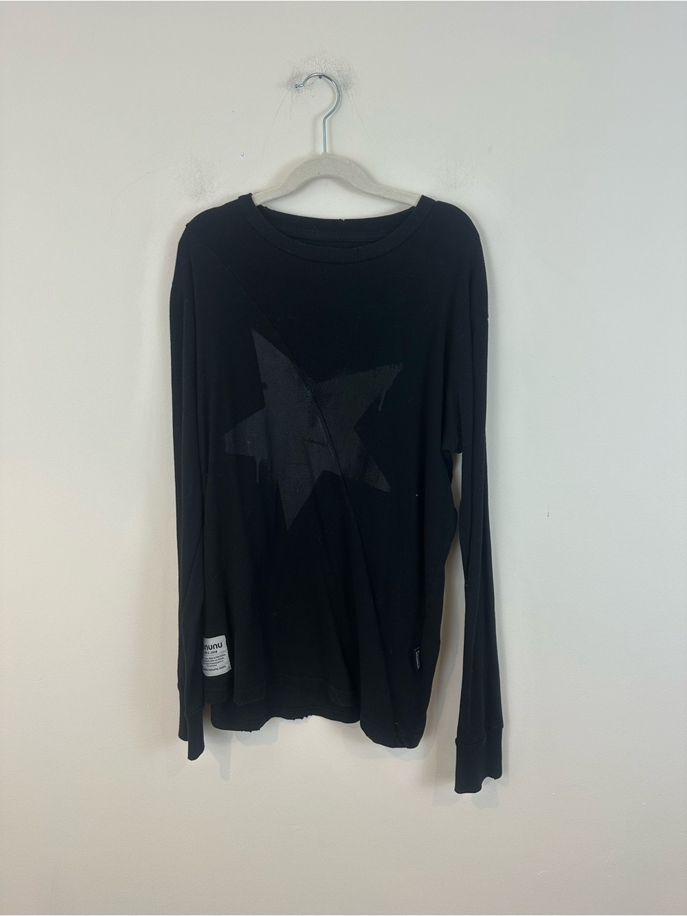 nununu Black Long-Sleeve Star Graphic Tee Lightly Distressed Size 12-14